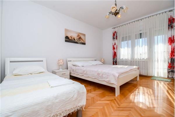 Apartment A3, for 5 persons