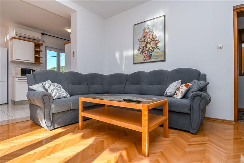 Apartment A3, for 5 persons