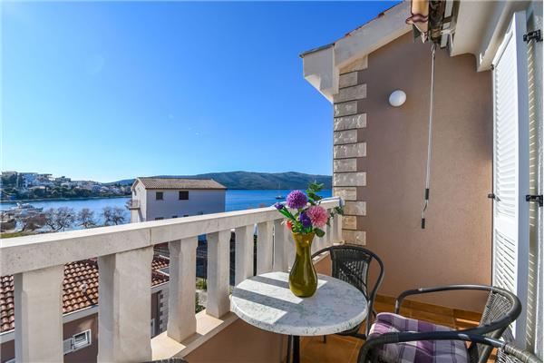 Apartment A2, for 4 persons