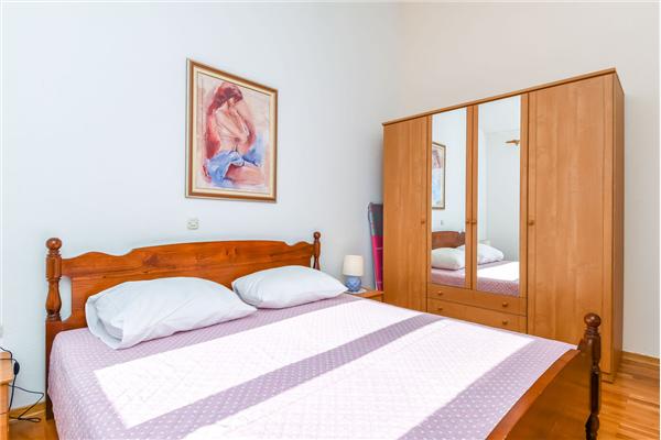 Apartment A2, for 4 persons