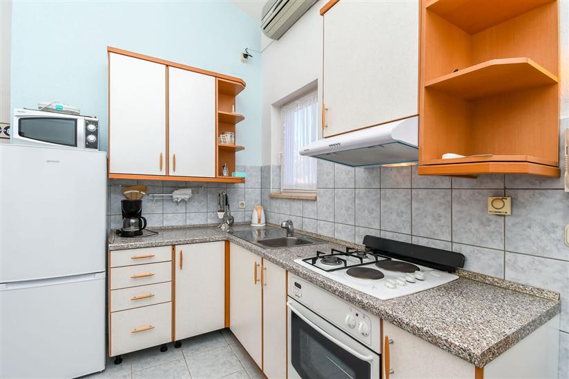 Apartment A2, for 4 persons