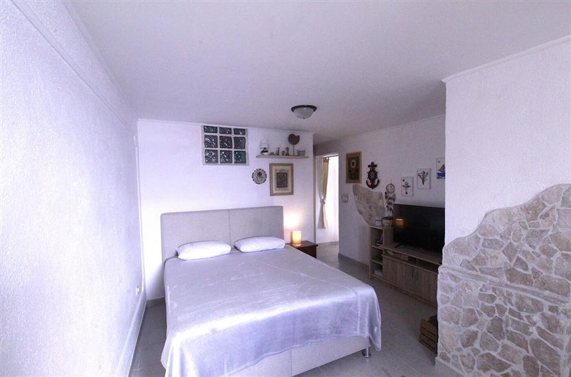 Apartment A2, for 3 persons