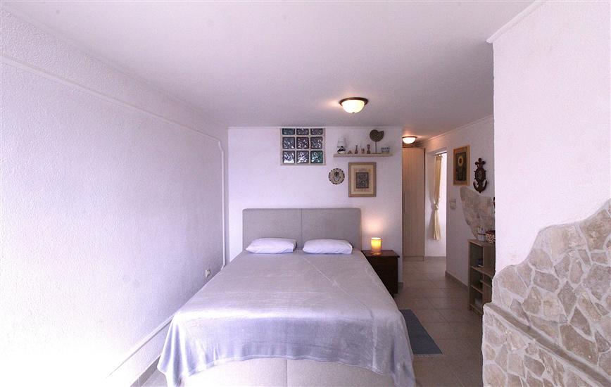 Apartment A2, for 3 persons