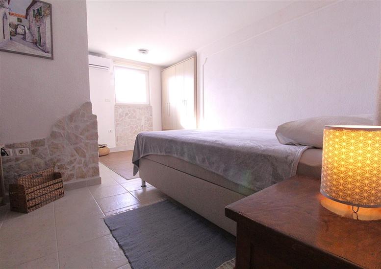 Apartment A2, for 3 persons