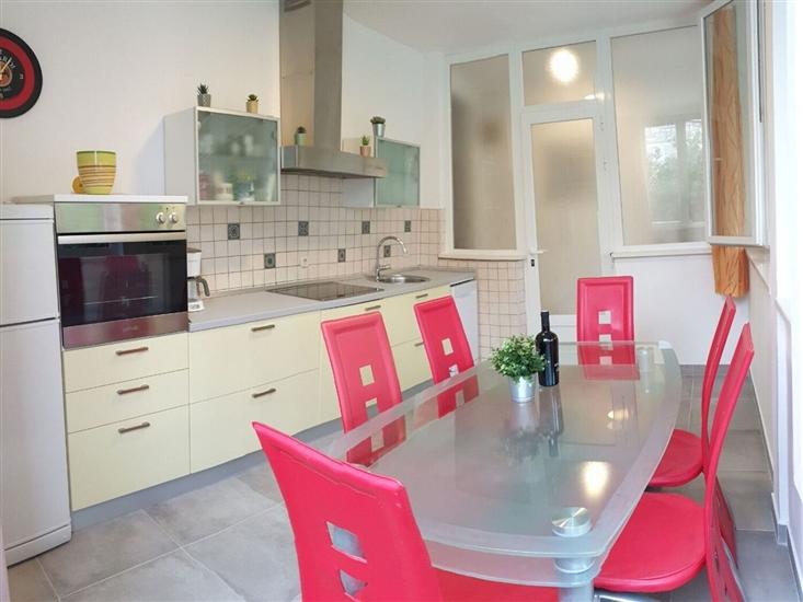 Apartment A1, for 6 persons