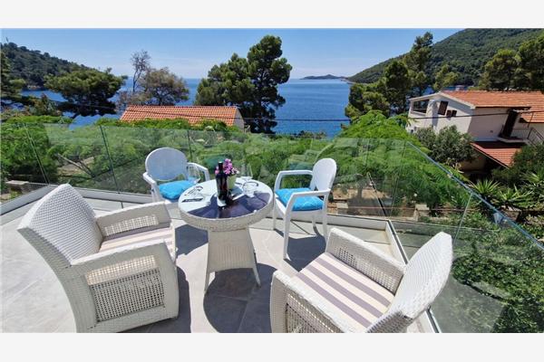 Apartment A1, for 6 persons