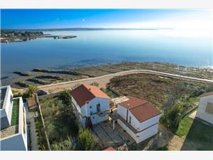 Apartments Teo Privlaka (Zadar), Size 50.00 m2, Airline distance to the sea 8 m
