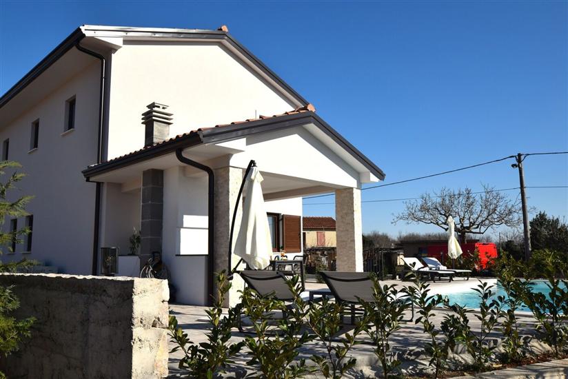 Villa Navis