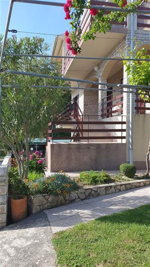 Apartments and Room Anica i Marko