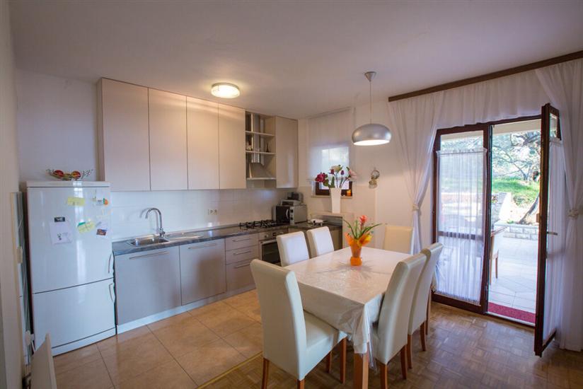 Apartment A1, for 6 persons