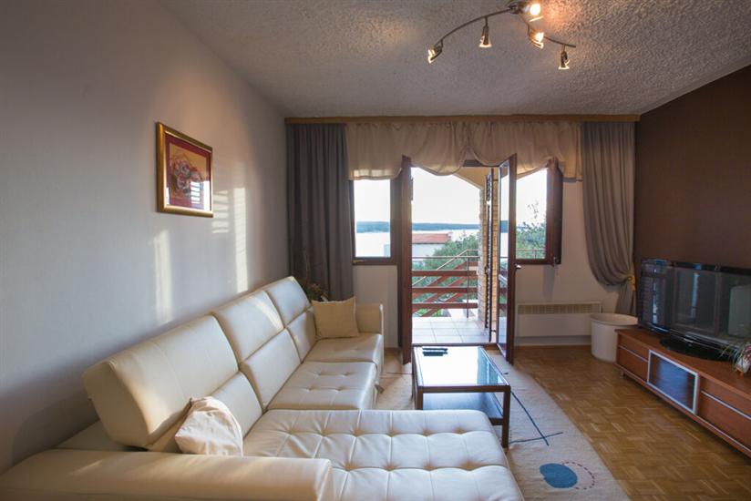 Apartment A1, for 6 persons