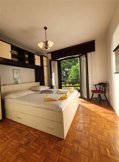 Apartment A1, for 6 persons