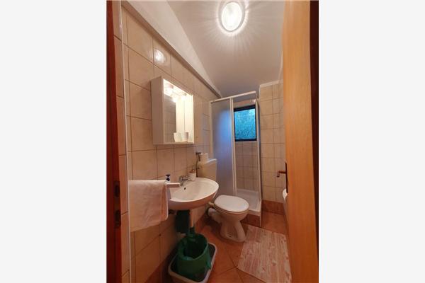 Room S1, for 2 persons