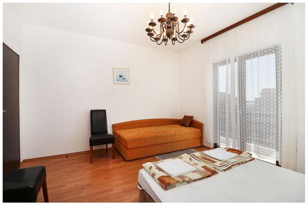Apartment A1, for 5 persons