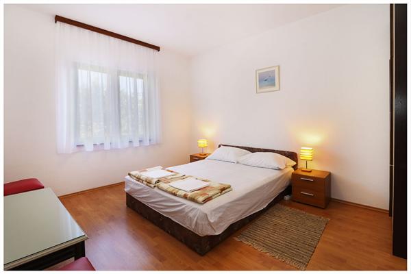 Apartment A1, for 5 persons