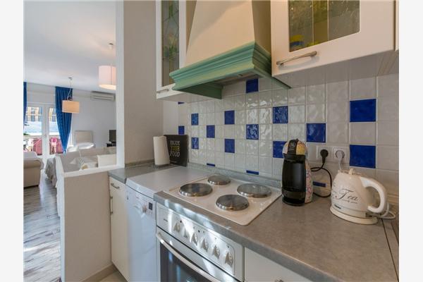 Apartment A2, for 6 persons