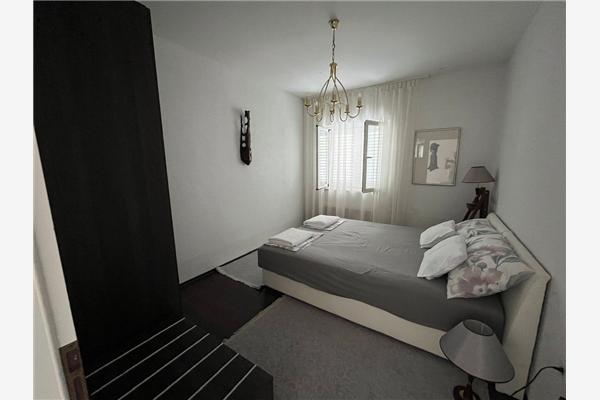 Apartment A2, for 6 persons