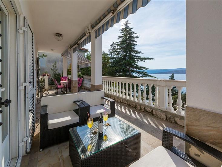 Apartment A2, for 6 persons