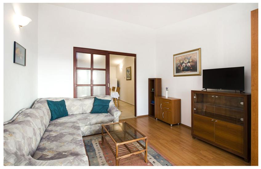 Apartment A2, for 5 persons