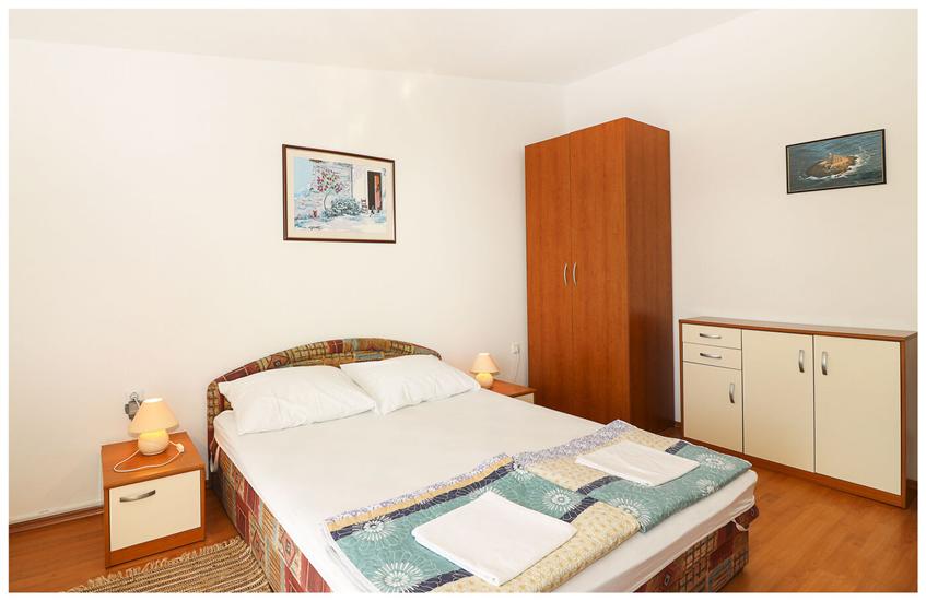 Apartment A2, for 5 persons