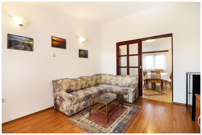 Apartment A2, for 5 persons