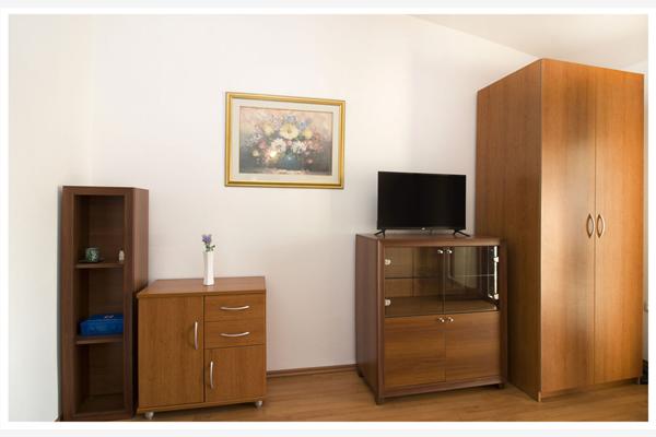 Apartment A2, for 5 persons