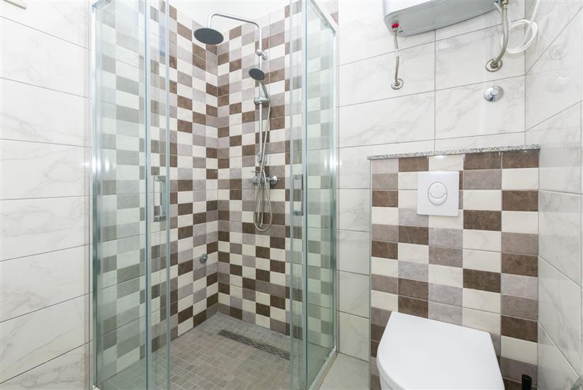 Apartment A2, for 3 persons