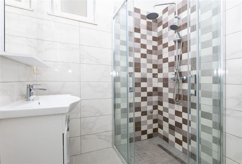 Apartment A2, for 3 persons