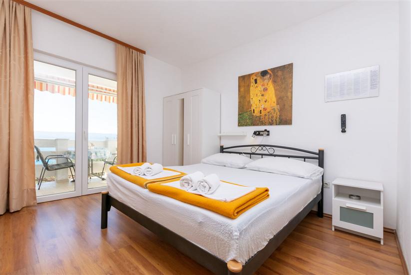 Apartment A2, for 3 persons