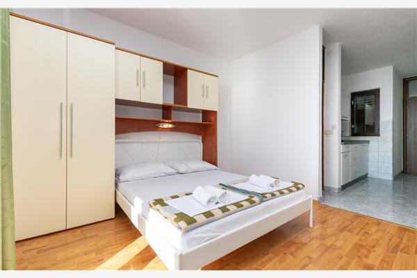 Apartment A4, for 3 persons