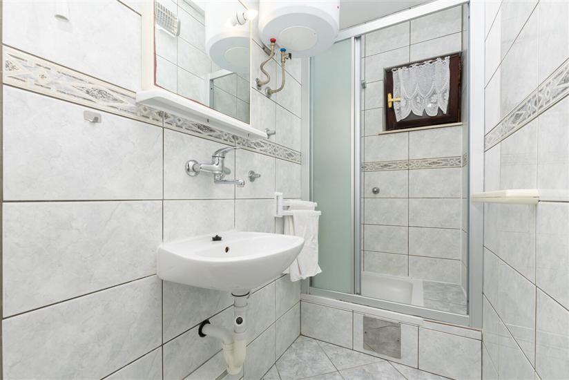 Apartment A4, for 3 persons