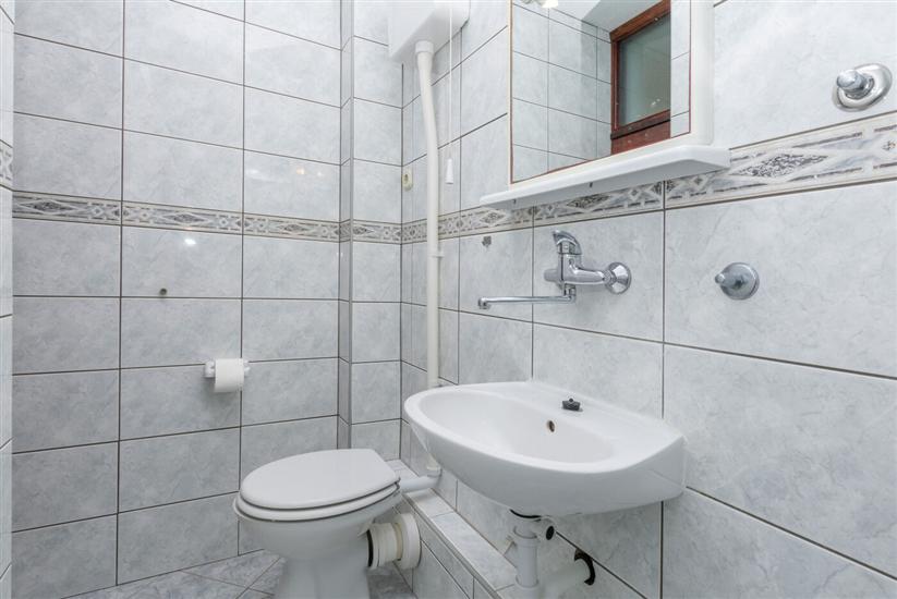 Apartment A4, for 3 persons