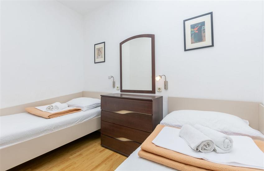 Apartment A5, for 4 persons