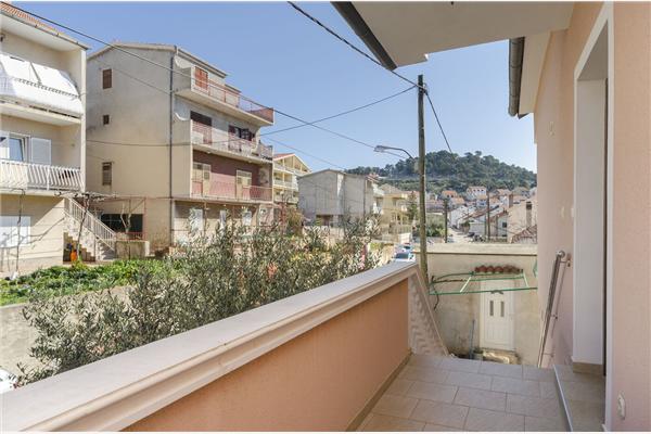 Apartment A1, for 6 persons