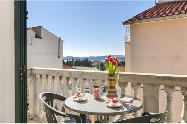 Apartment A1, for 6 persons