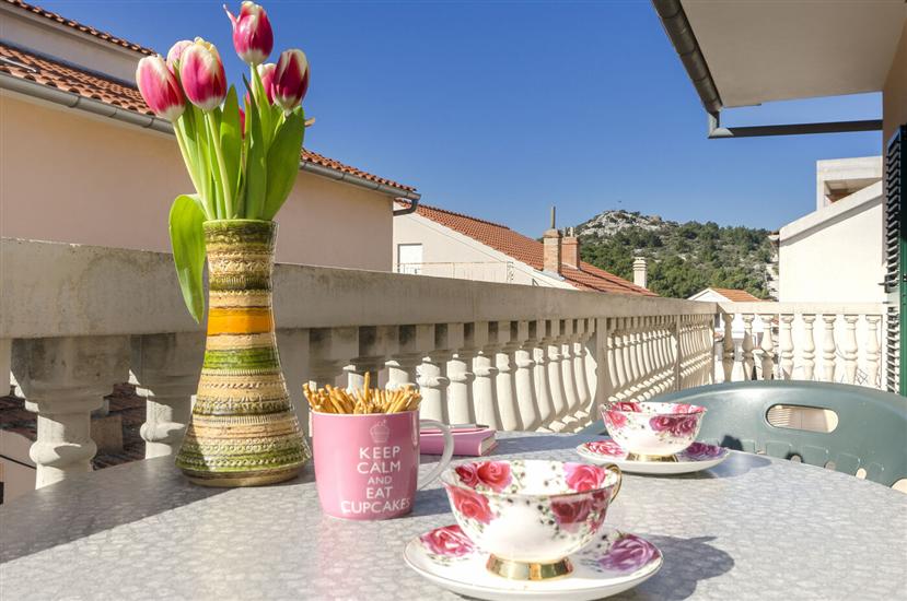 Apartment A1, for 6 persons