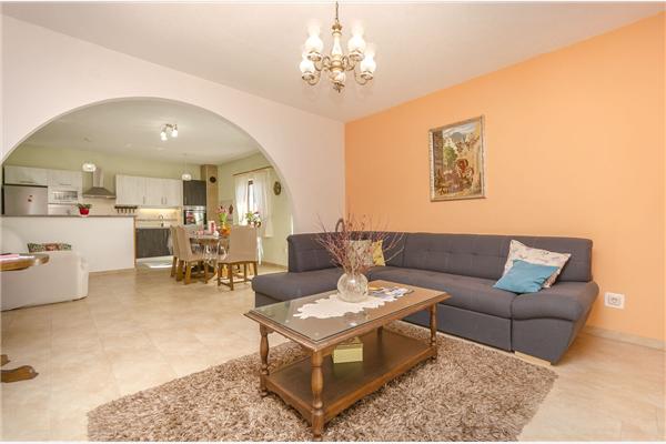 Apartment A1, for 6 persons