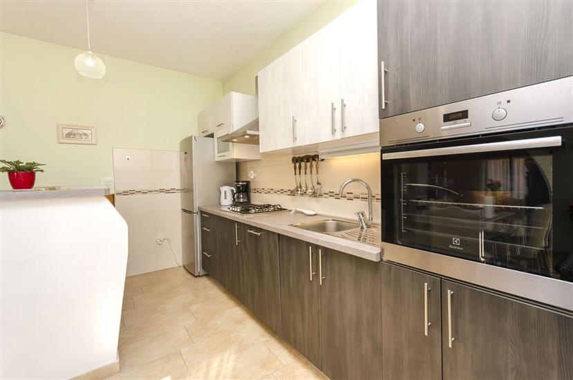 Apartment A1, for 6 persons