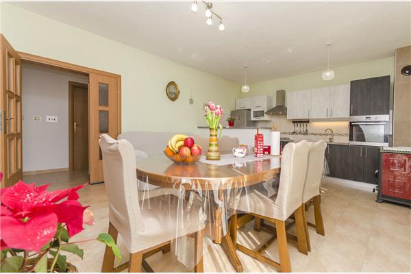 Apartment A1, for 6 persons