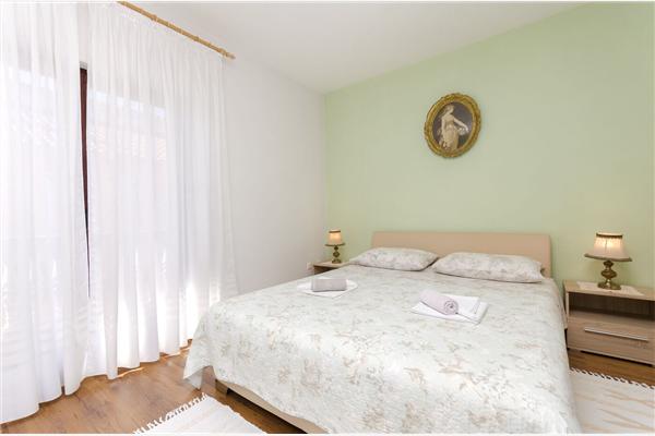 Apartment A1, for 6 persons