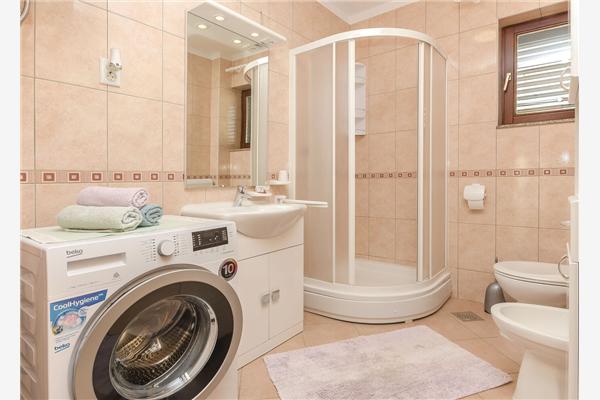 Apartment A1, for 6 persons