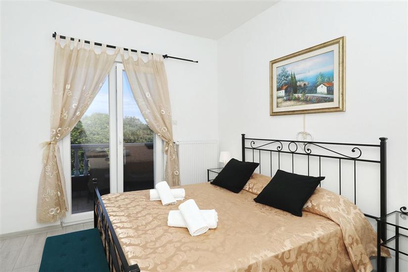 Apartment A1, for 3 persons