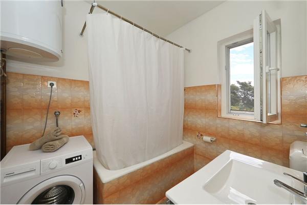 Apartment A1, for 3 persons