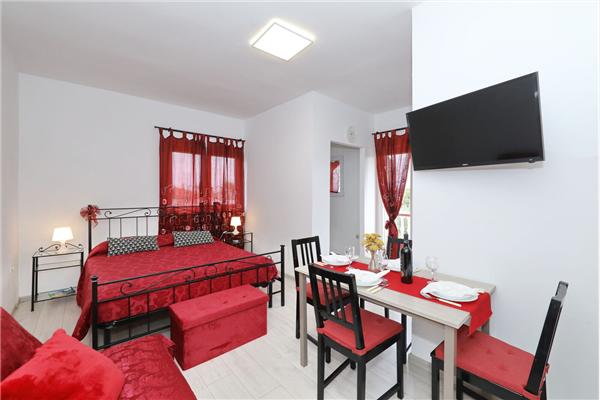 Apartment A2, for 3 persons