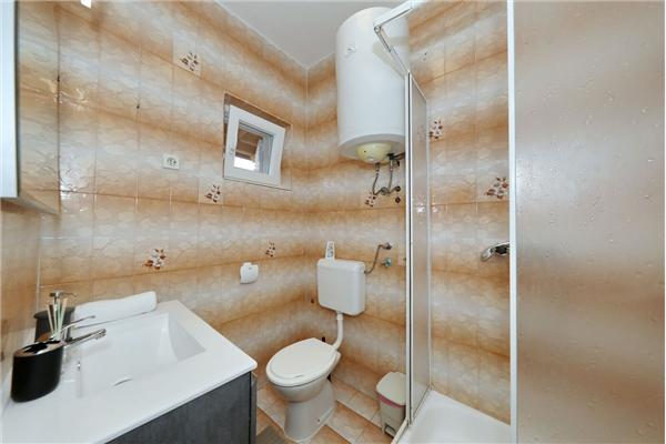 Apartment A2, for 3 persons