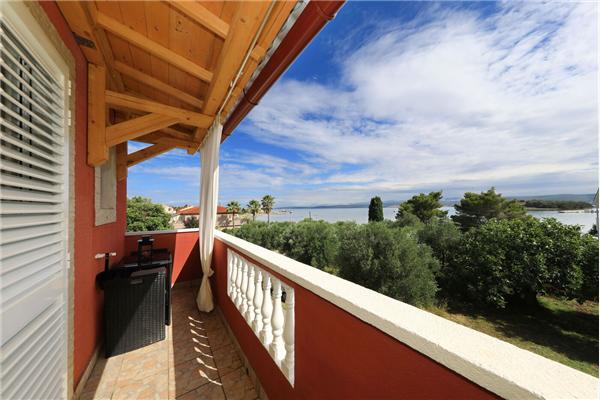 Apartment A2, for 3 persons