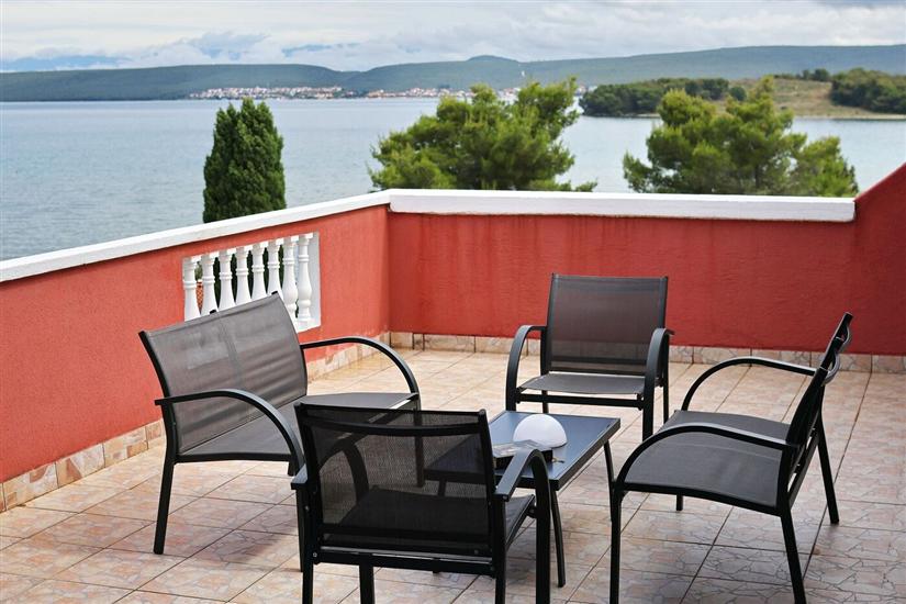 Apartment A4, for 5 persons