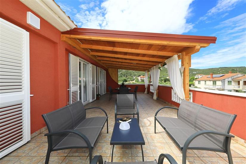 Apartment A4, for 5 persons