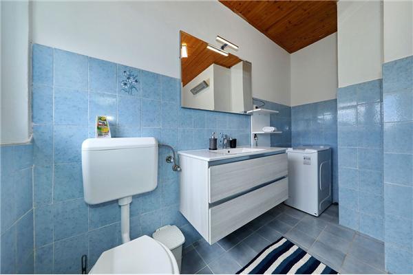 Apartment A4, for 5 persons