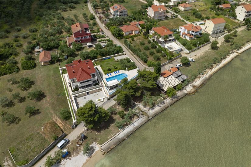 Apartments Saphron beach